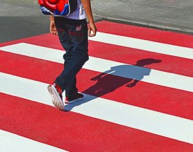 Sigurnost djece pješaka u zonama osnovnih škola