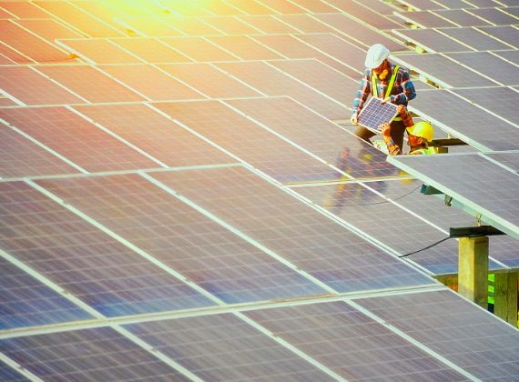 Ugradnja solarnih panela bez dozvola građanima bi donijela manje račune za struju i čišći zrak